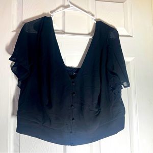 Torrid plus size size 1 1X TRENDY BLACK FLUTTER SLEEVE FANCY DRESSY CROP TOP